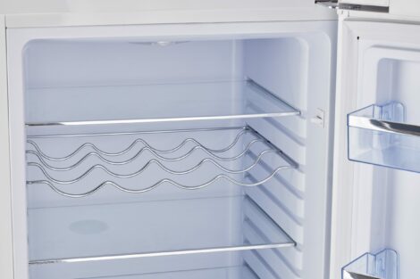 Unique 215 Litre Marshmallow White110VAC Refrigerator/Freezer